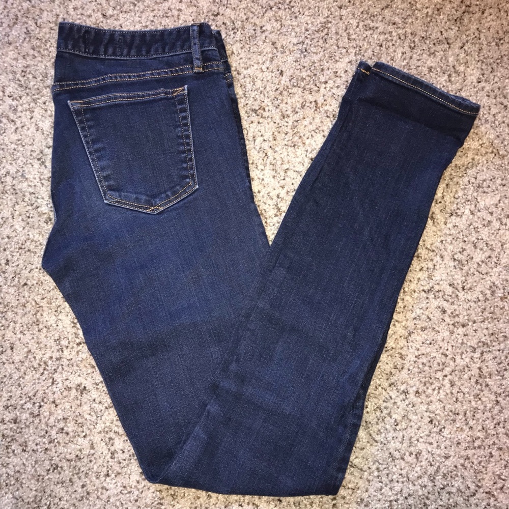 GAP Dark Wash Skinny Jeans